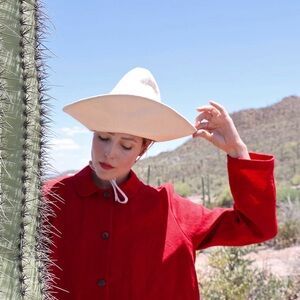 Bon Tuscan Susan Hat Natural Cotton Canvas